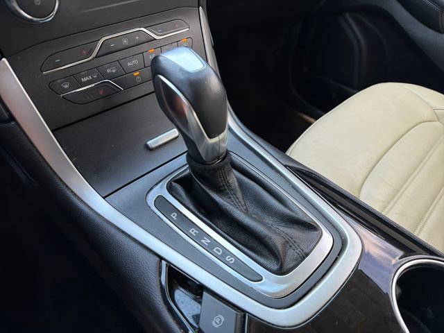 Used 2018 Ford Edge SEL w/ Equipment Group 201A image 15