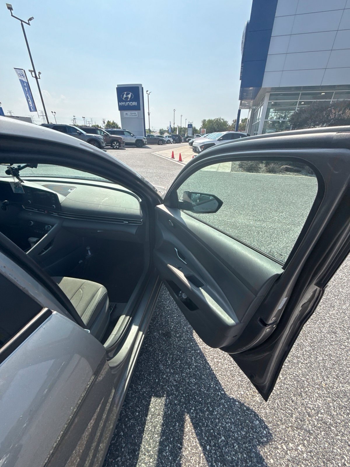 Used 2023 Hyundai Elantra SEL FWD image 12