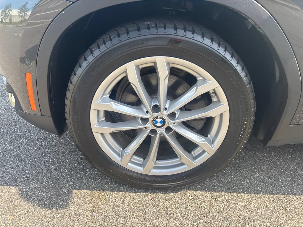 Used 2019 BMW X3 xDrive30i w/ Executive Package AWD/4WD image 12