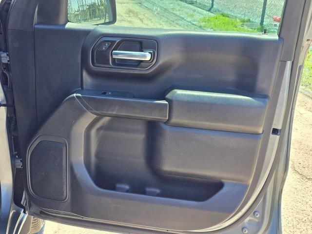 Used 2021 Chevrolet Silverado 1500 Custom w/ LPO, Dark Essentials Package AWD/4WD image 16