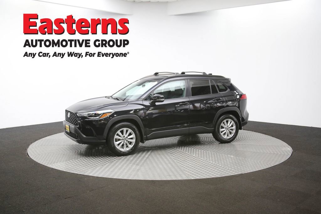 Used 2022 Toyota Corolla Cross LE image 54