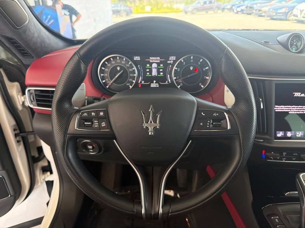 Certified 2023 Maserati Levante GT AWD/4WD image 12