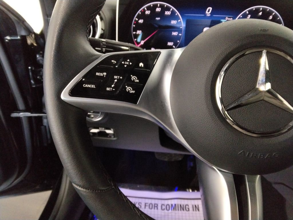 Used 2025 Mercedes-Benz C 300 4MATIC Sedan image 13