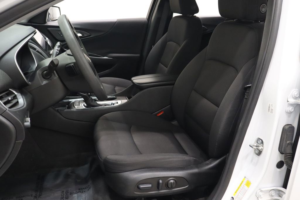 Used 2023 Chevrolet Malibu LT image 10
