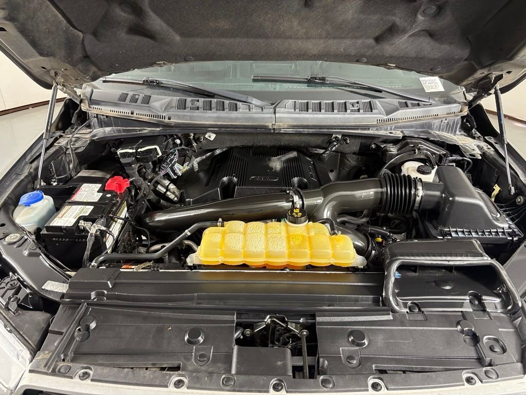 Used 2019 Ford F150 Lariat w/ Equipment Group 502A Luxury AWD/4WD image 45