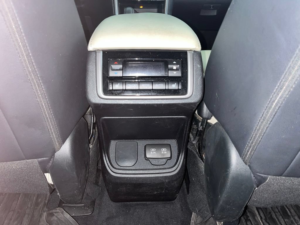 Used 2022 Subaru Ascent Limited w/ Popular Package #2A AWD/4WD image 32