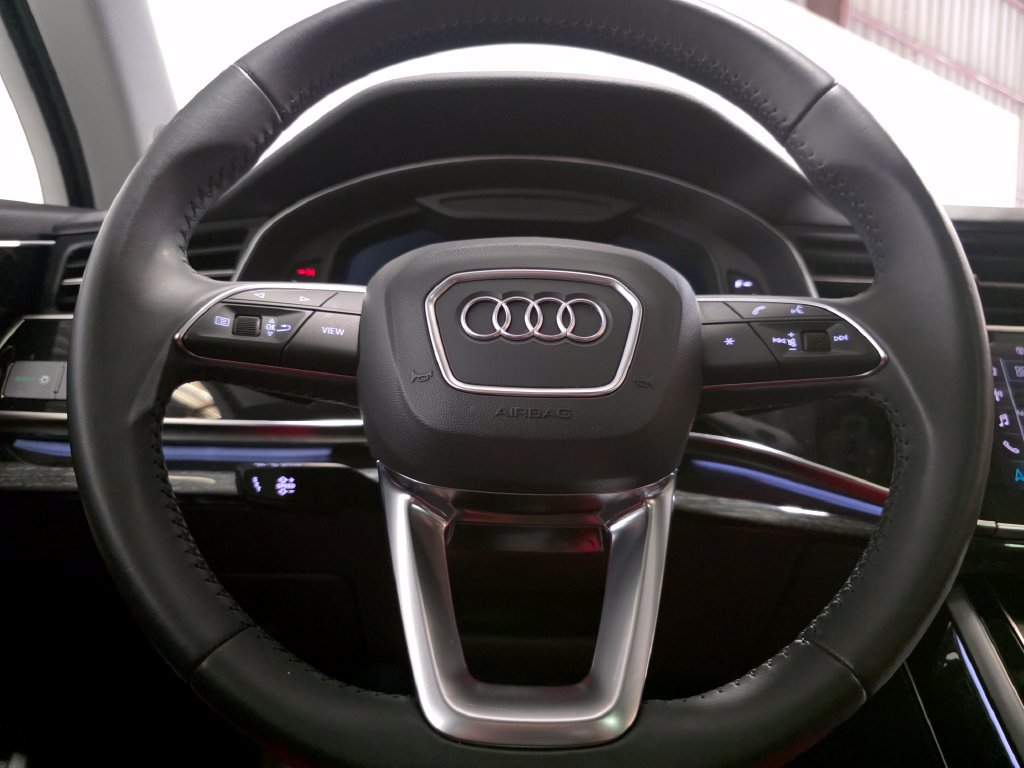 Used 2020 Audi Q7 2.0T Premium Plus w/ Premium Plus Package AWD/4WD image 21