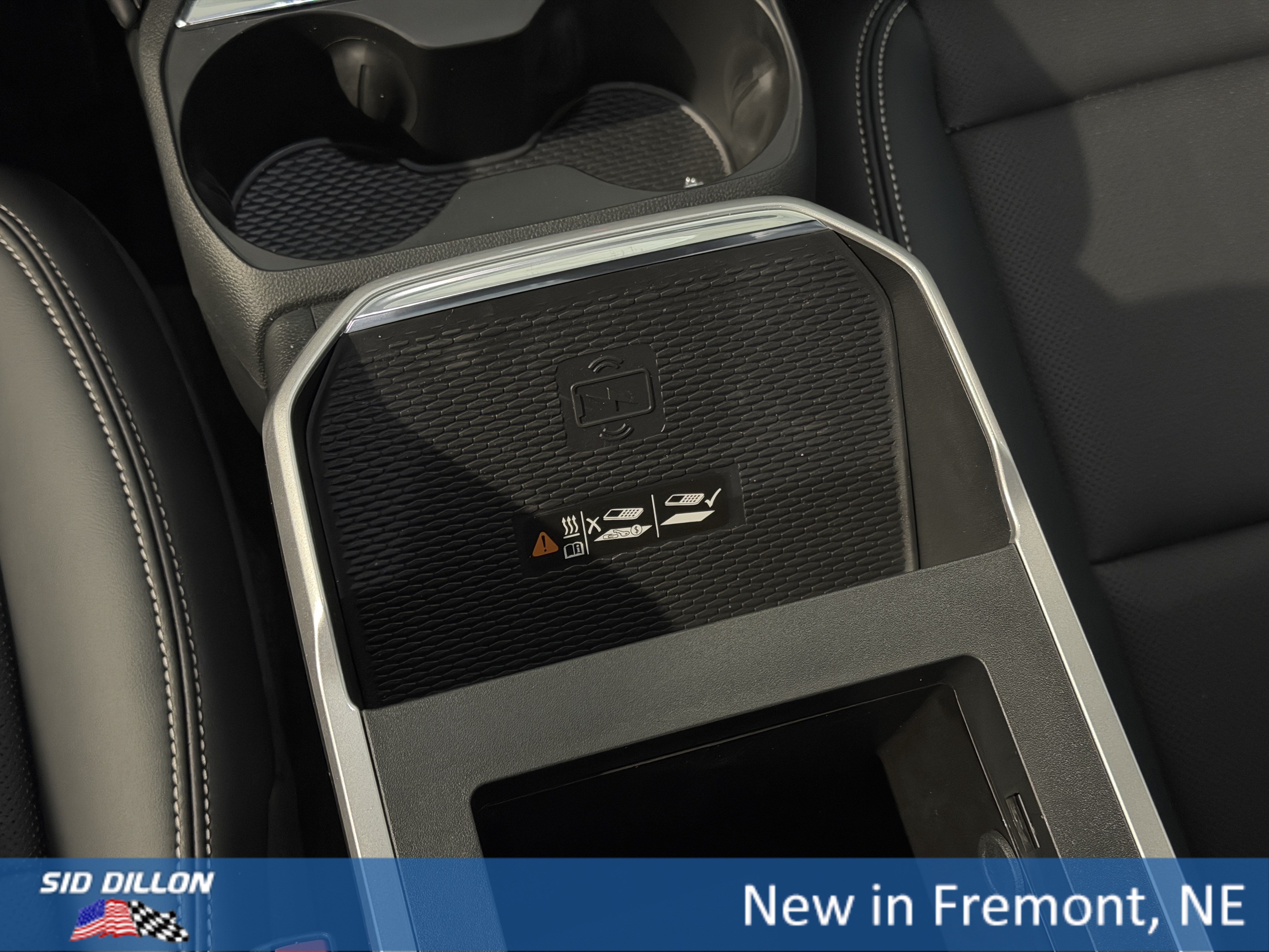New 2027 GMC Terrain Elevation w/ Elevation Premium Package AWD/4WD image 12