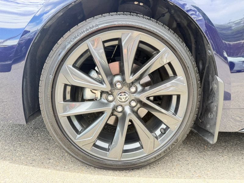 Used 2024 Toyota Corolla SE AWD/4WD image 35