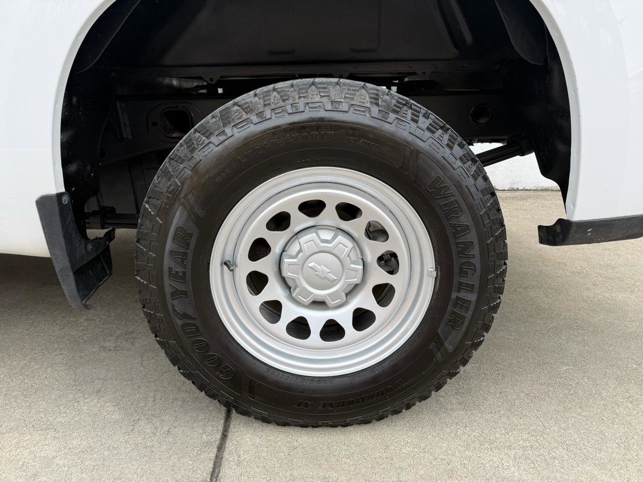 Used 2020 Chevrolet Silverado 1500 W/T w/ Trailering Package image 29