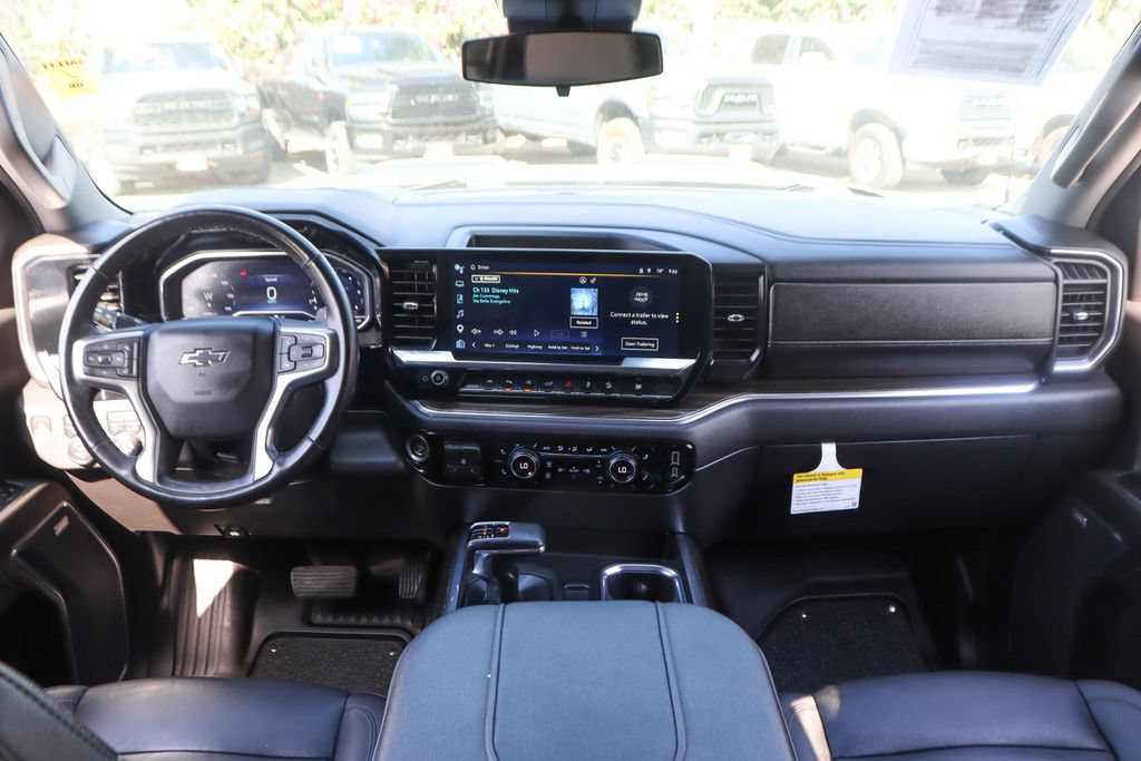 Used 2024 Chevrolet Silverado 1500 LT Trail Boss w/ LT Trail Boss Premium Package AWD/4WD image 26