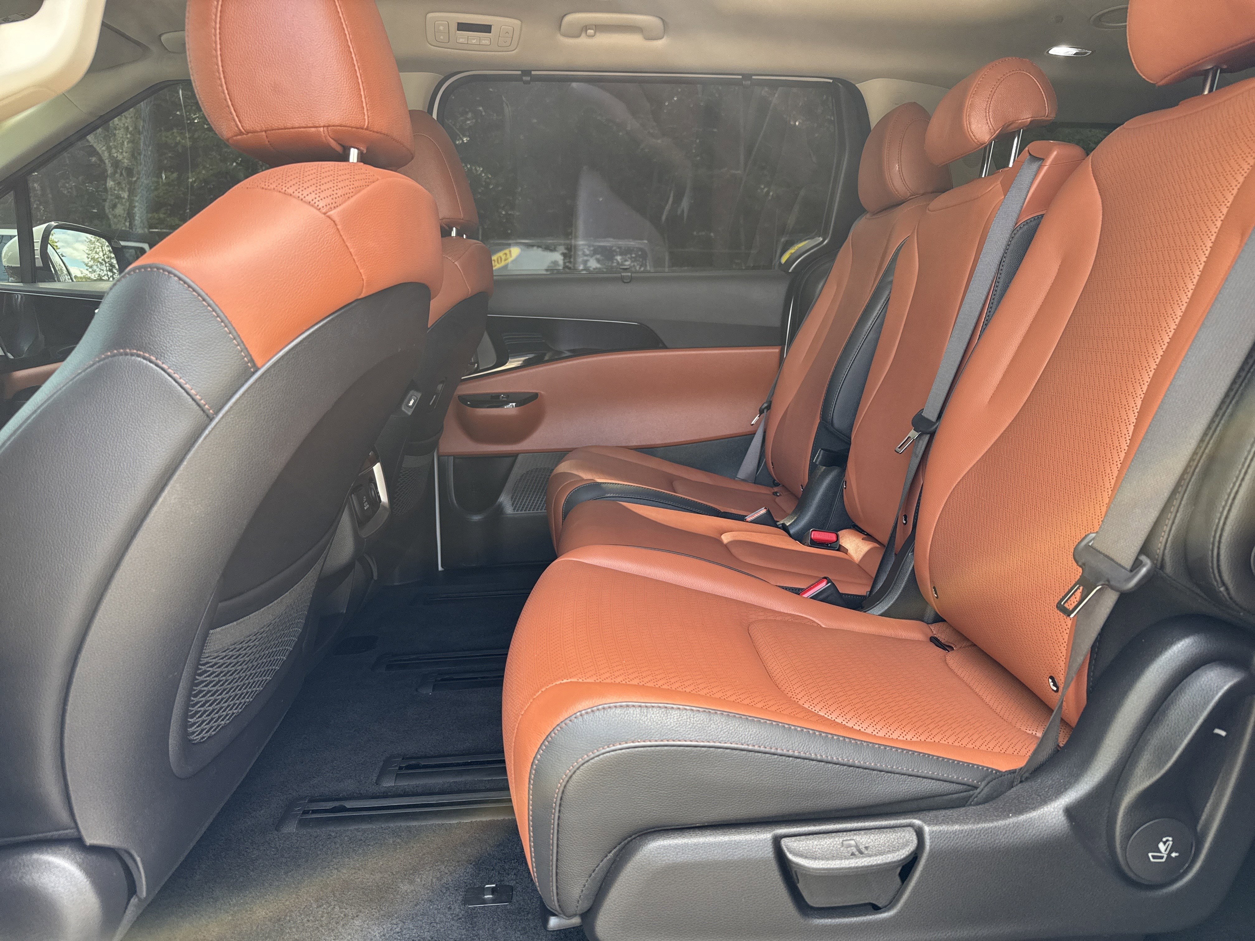 Used 2024 Kia Carnival SX Prestige image 21