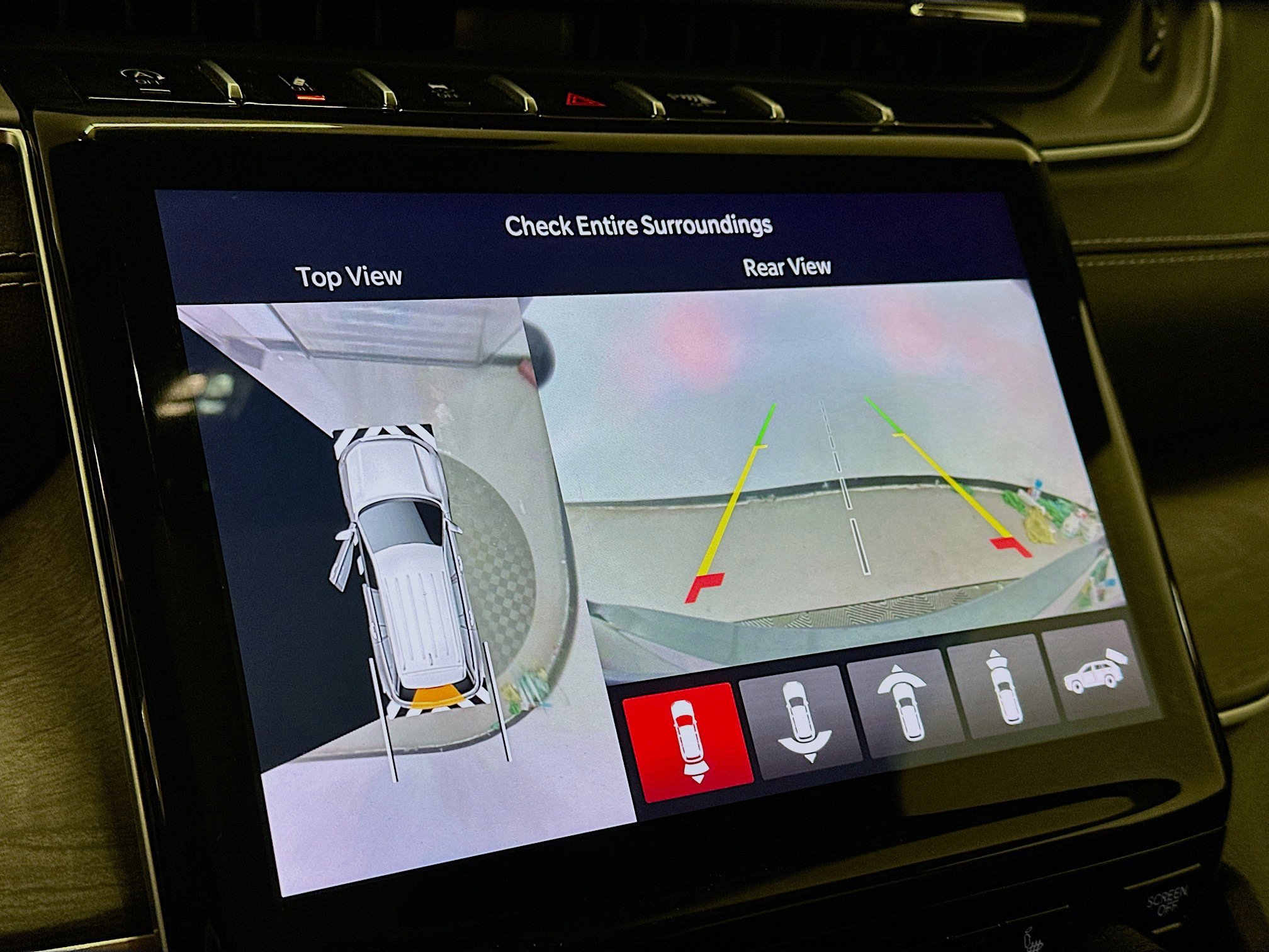 Used 2024 Jeep Grand Cherokee L Limited w/ Luxury Tech Group II image 23