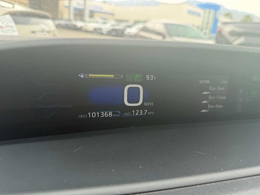 Used 2017 Toyota Prius Prime Premium video 2