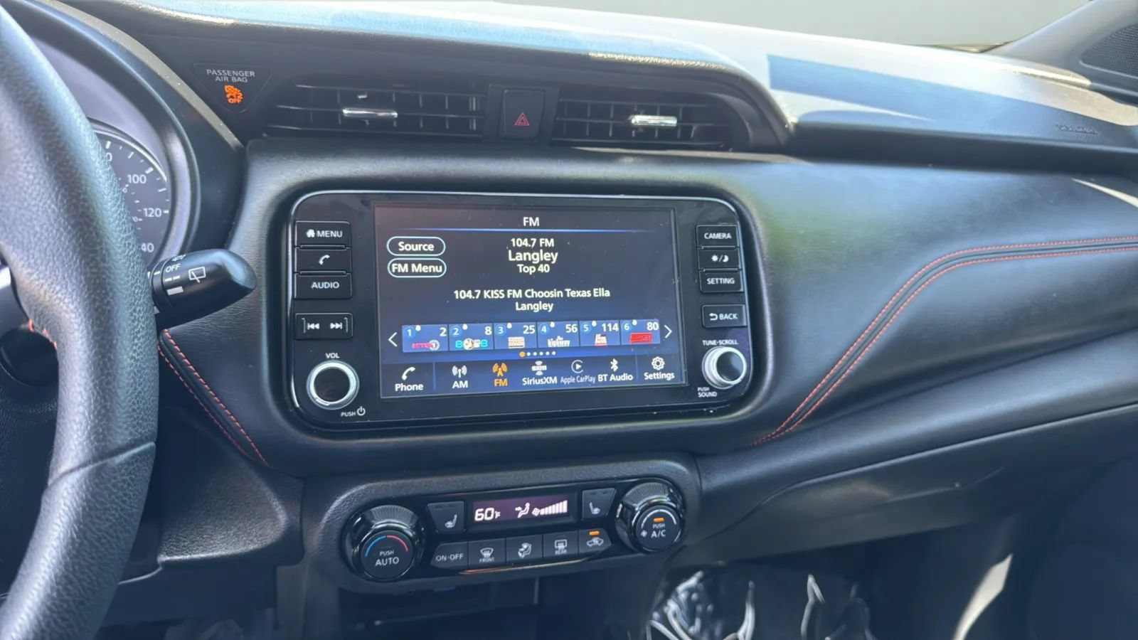 Used 2022 Nissan Kicks SR w/ Premium Package FWD image 18