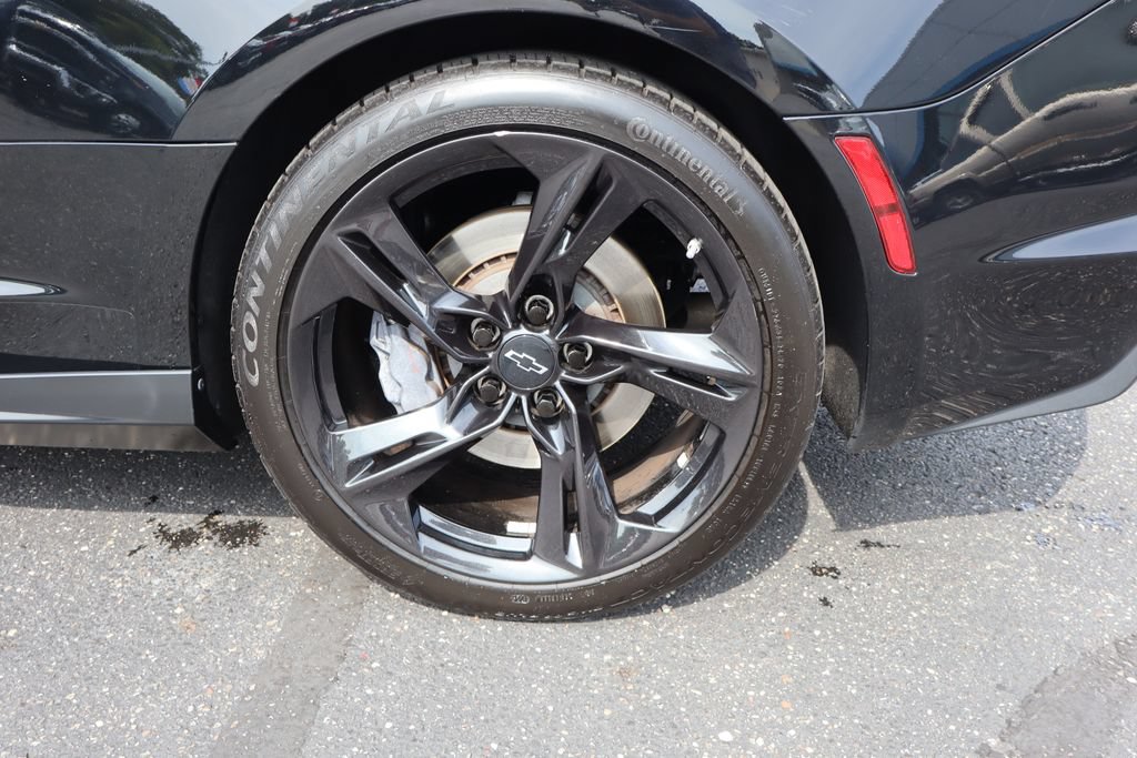 Used 2022 Chevrolet Camaro SS RWD image 31