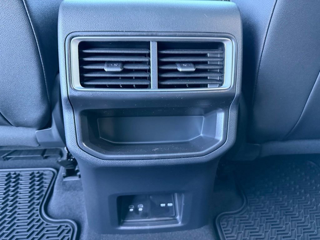 New 2026 Volkswagen Atlas Cross Sport SE image 26