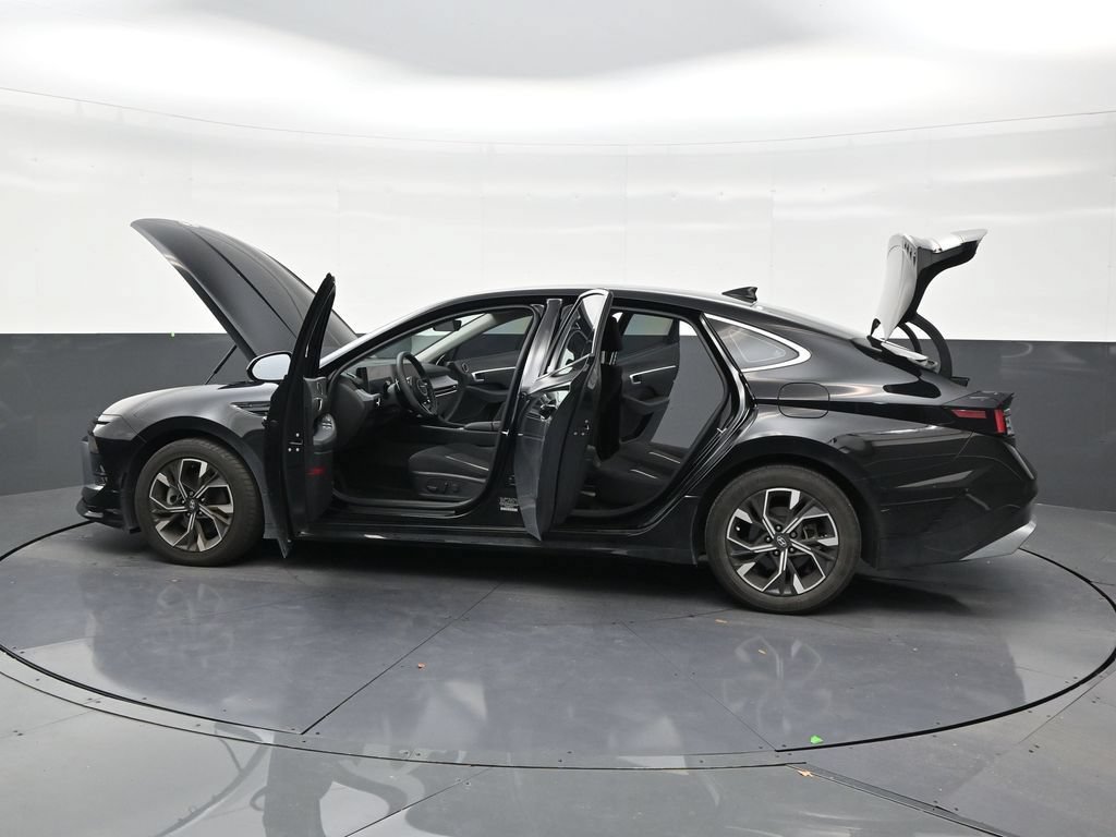 Used 2024 Hyundai Sonata SEL FWD image 31