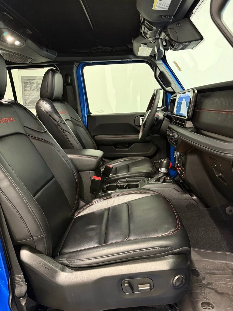 Used 2024 Jeep Wrangler Unlimited Rubicon AWD/4WD image 17