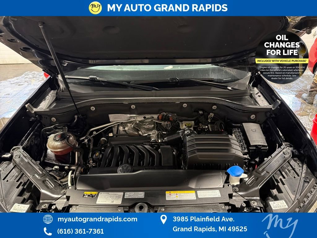 Used 2022 Volkswagen Atlas Cross Sport SE image 31