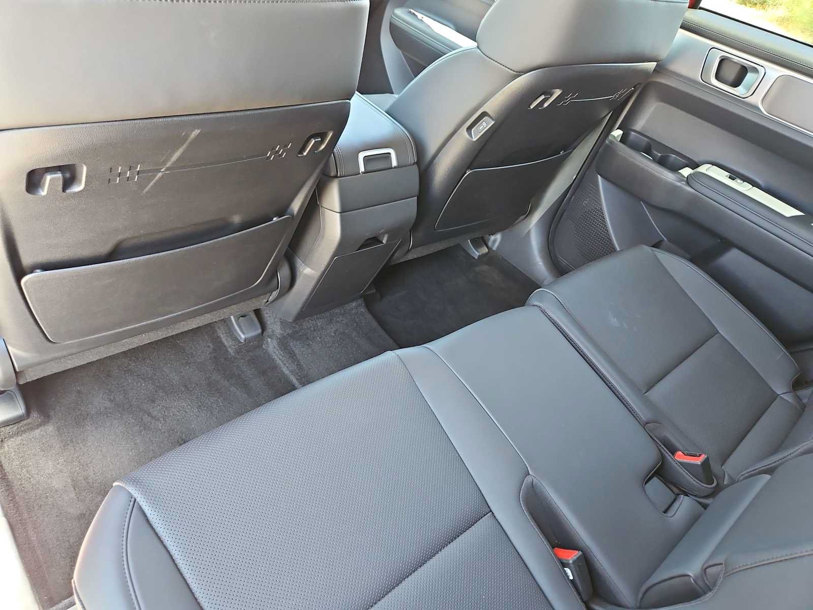 Certified 2026 Hyundai Santa Fe SEL FWD image 18
