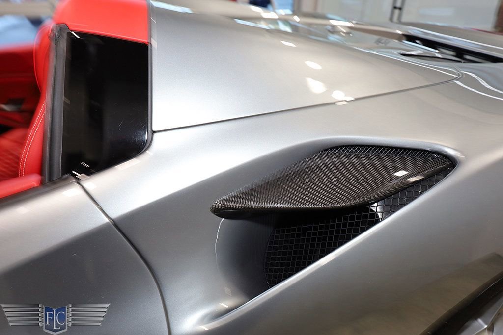 Used 2021 Ferrari F8 Tributo RWD image 15