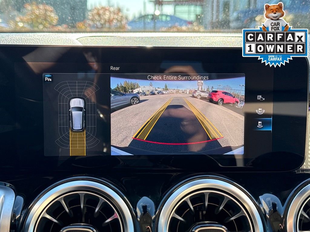 Used 2022 Mercedes-Benz EQB 300 4MATIC image 22