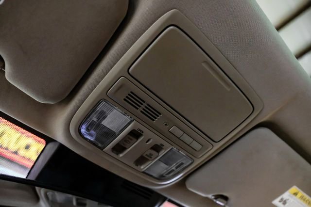 Used 2019 Honda CR-V Touring image 24