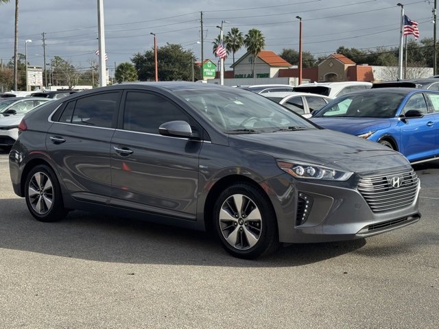 Used 2019 Hyundai Ioniq Limited image 3