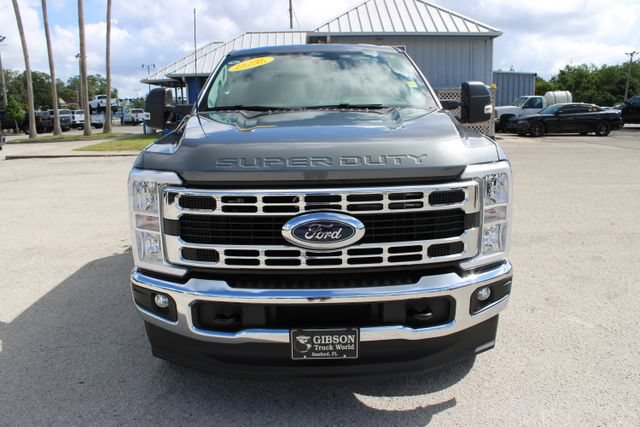 Used 2026 Ford F250 XLT AWD/4WD image 2