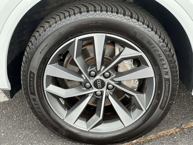 Used 2023 Audi Q5 2.0T Premium w/ Convenience Package AWD/4WD image 10