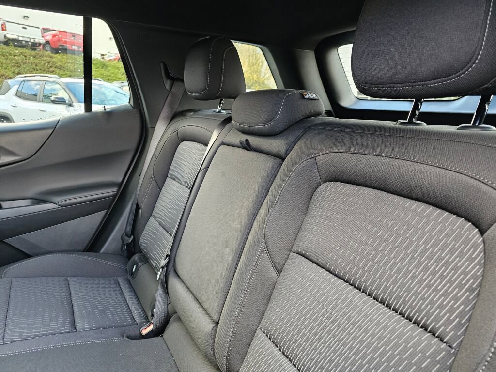New 2026 Chevrolet Equinox LT w/ Safety and Technology Package image 21