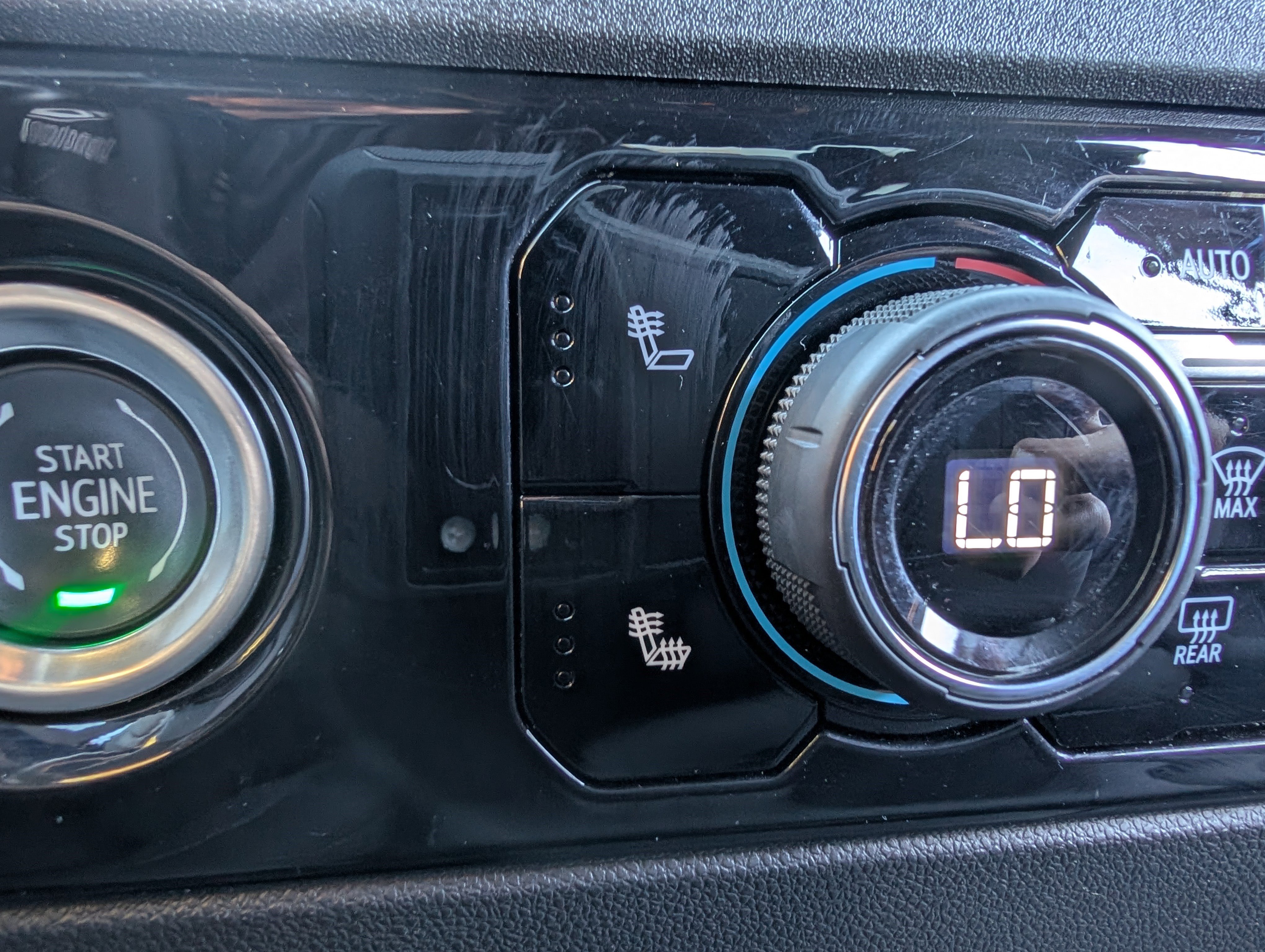 Used 2022 Chevrolet Silverado 1500 RST w/ Z71 Off-Road Package image 32