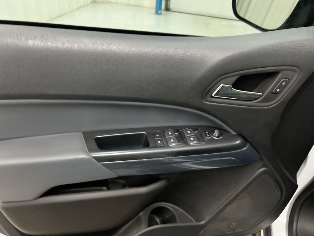 Used 2022 Chevrolet Colorado Z71 AWD/4WD image 21