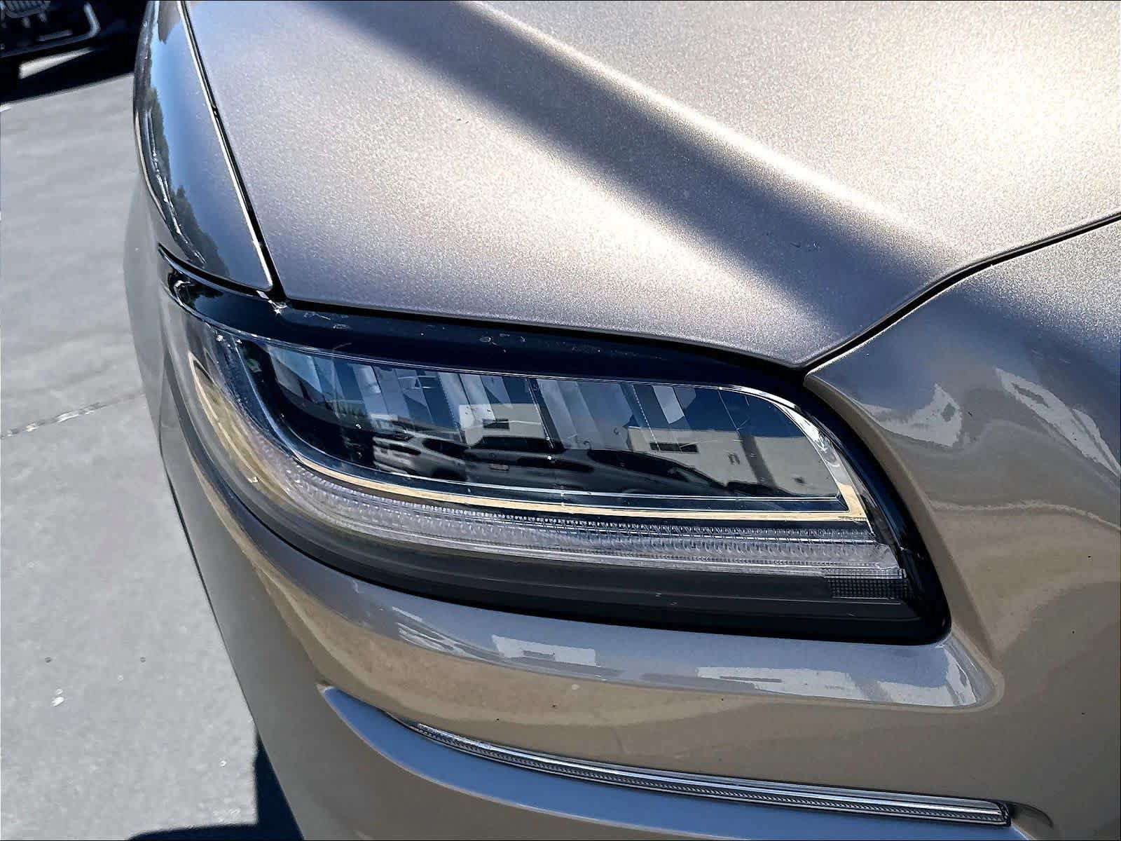 Used 2020 Lincoln Nautilus Reserve FWD image 30