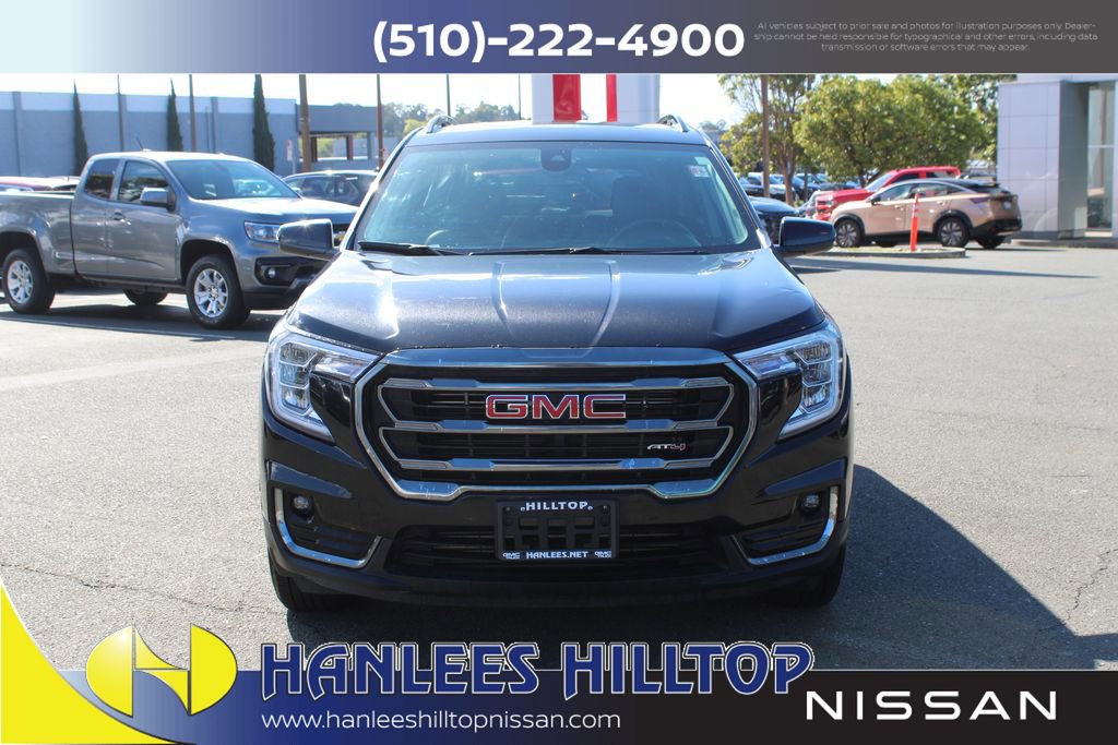 Used 2023 GMC Terrain AT4 image 4