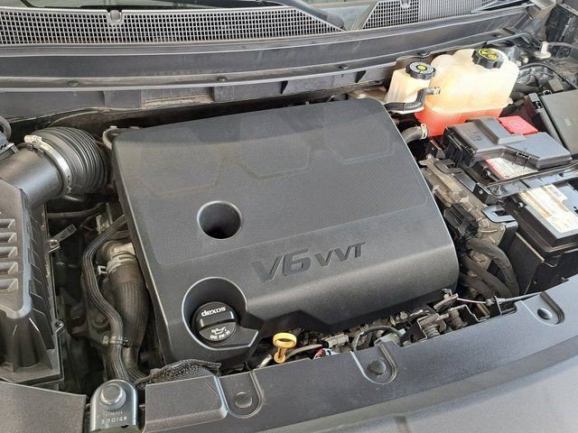 Used 2019 Chevrolet Traverse LT w/ LT Premium Package FWD image 34