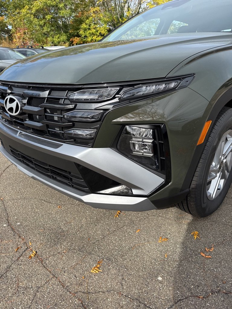 New 2026 Hyundai Tucson SE image 9