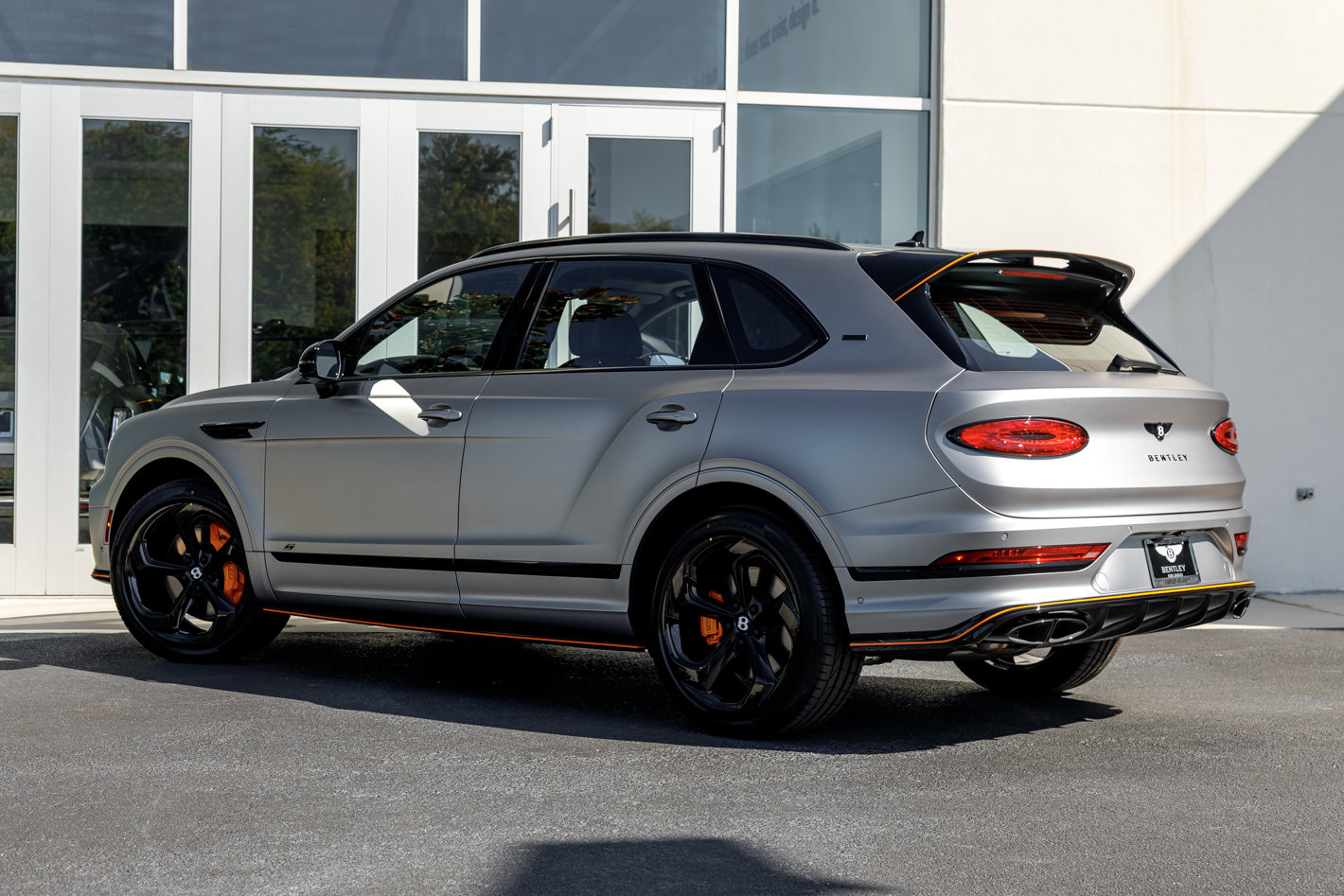 New 2025 Bentley Bentayga image 13