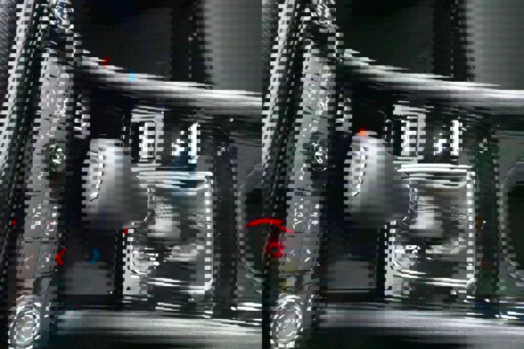 New 2026 Jeep Compass Latitude w/ Sun and Sound Group image 15