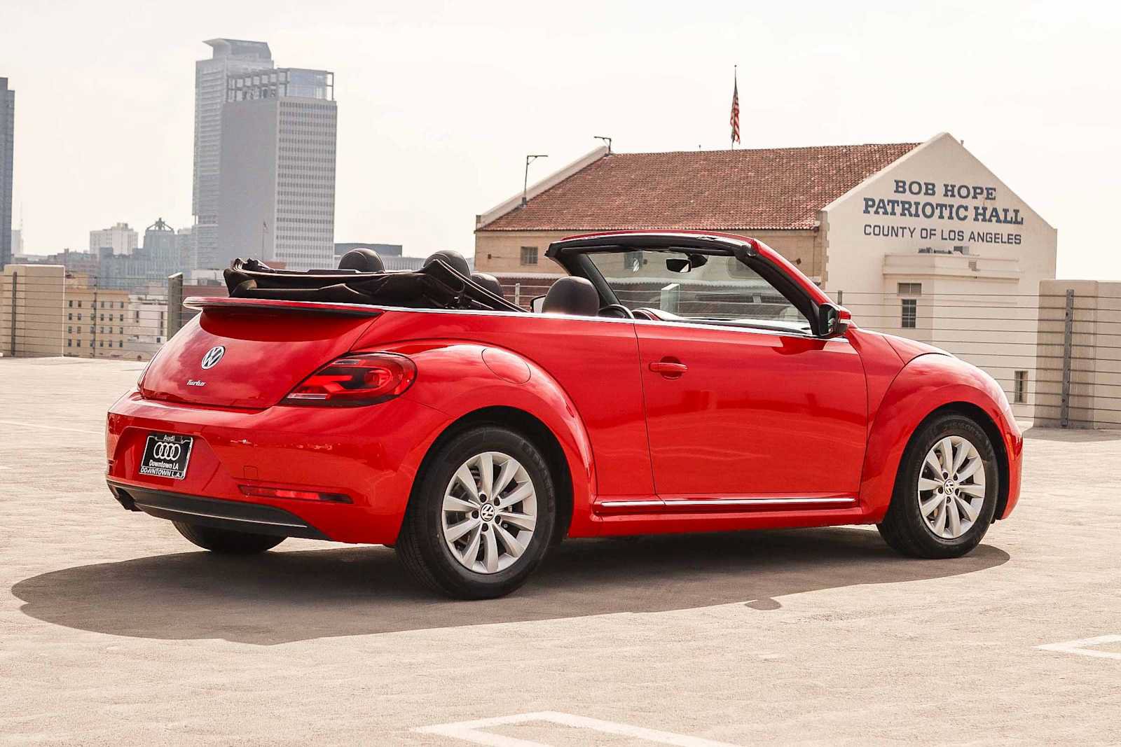 Used 2017 Volkswagen Beetle 1.8T S FWD image 10