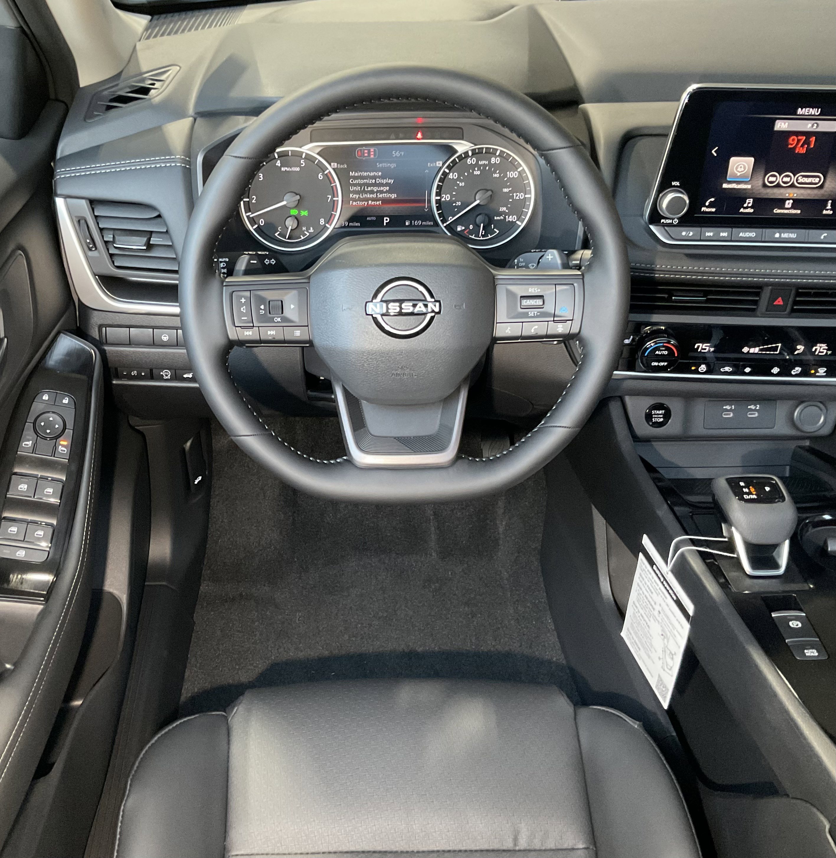 Used 2026 Nissan Rogue SV image 25