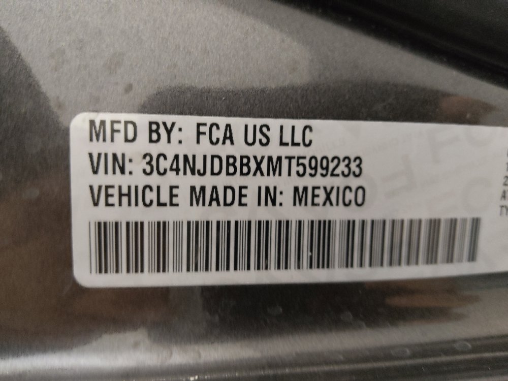 Used 2021 Jeep Compass Latitude AWD/4WD image 33
