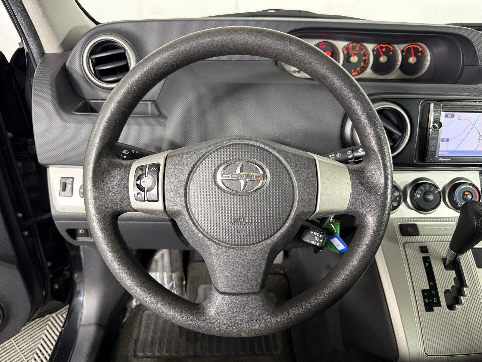 Used 2009 Scion xB FWD image 21