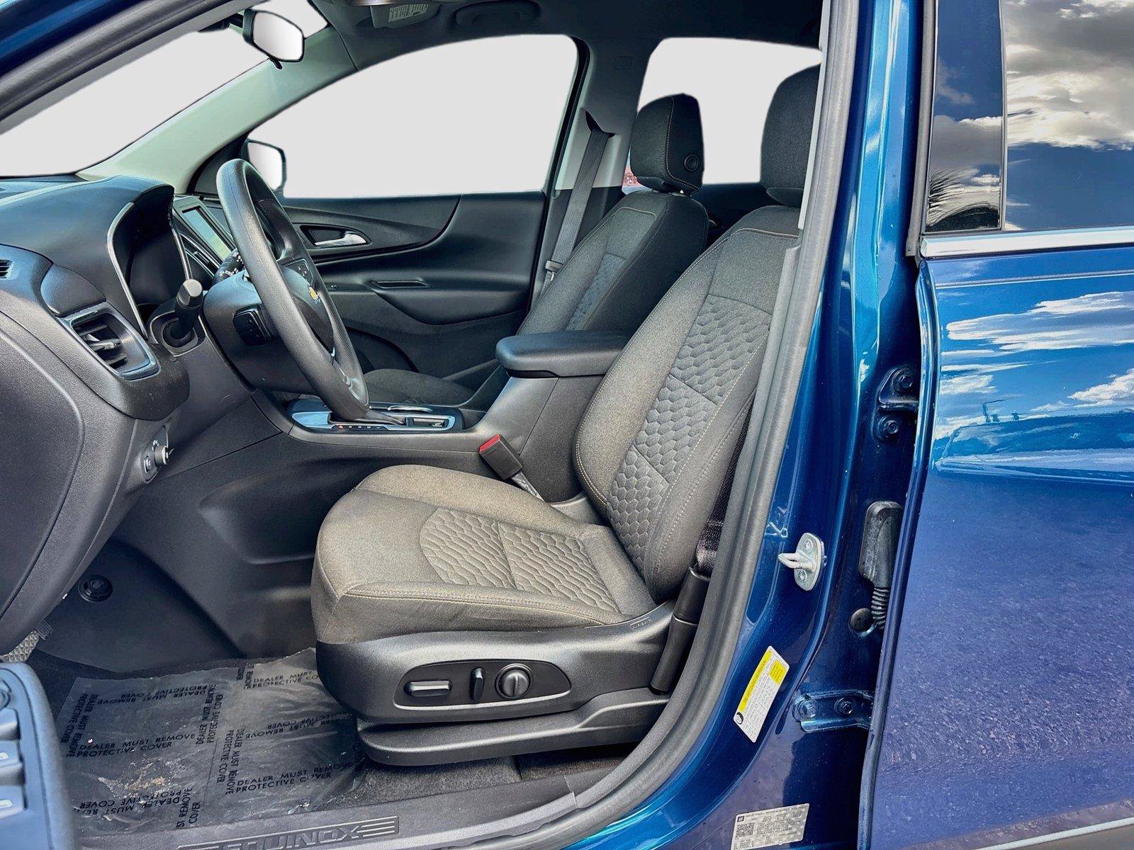 Used 2020 Chevrolet Equinox LT w/ LPO, Floor Liner Package FWD image 19
