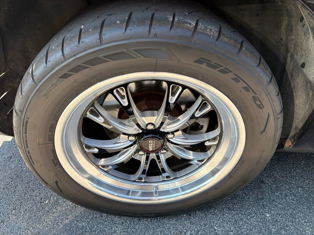 Used 2013 Dodge Challenger R/T Plus RWD image 11