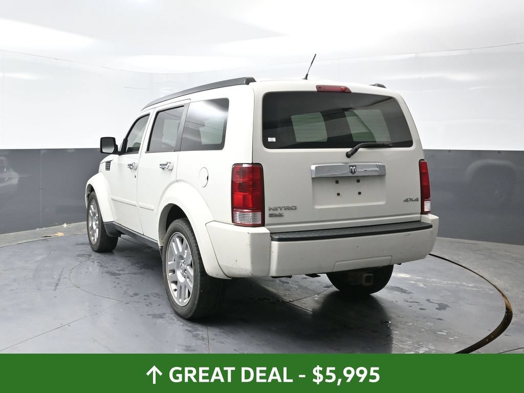 Used 2008 Dodge Nitro SLT w/ Sun & Wheels Group AWD/4WD image 10