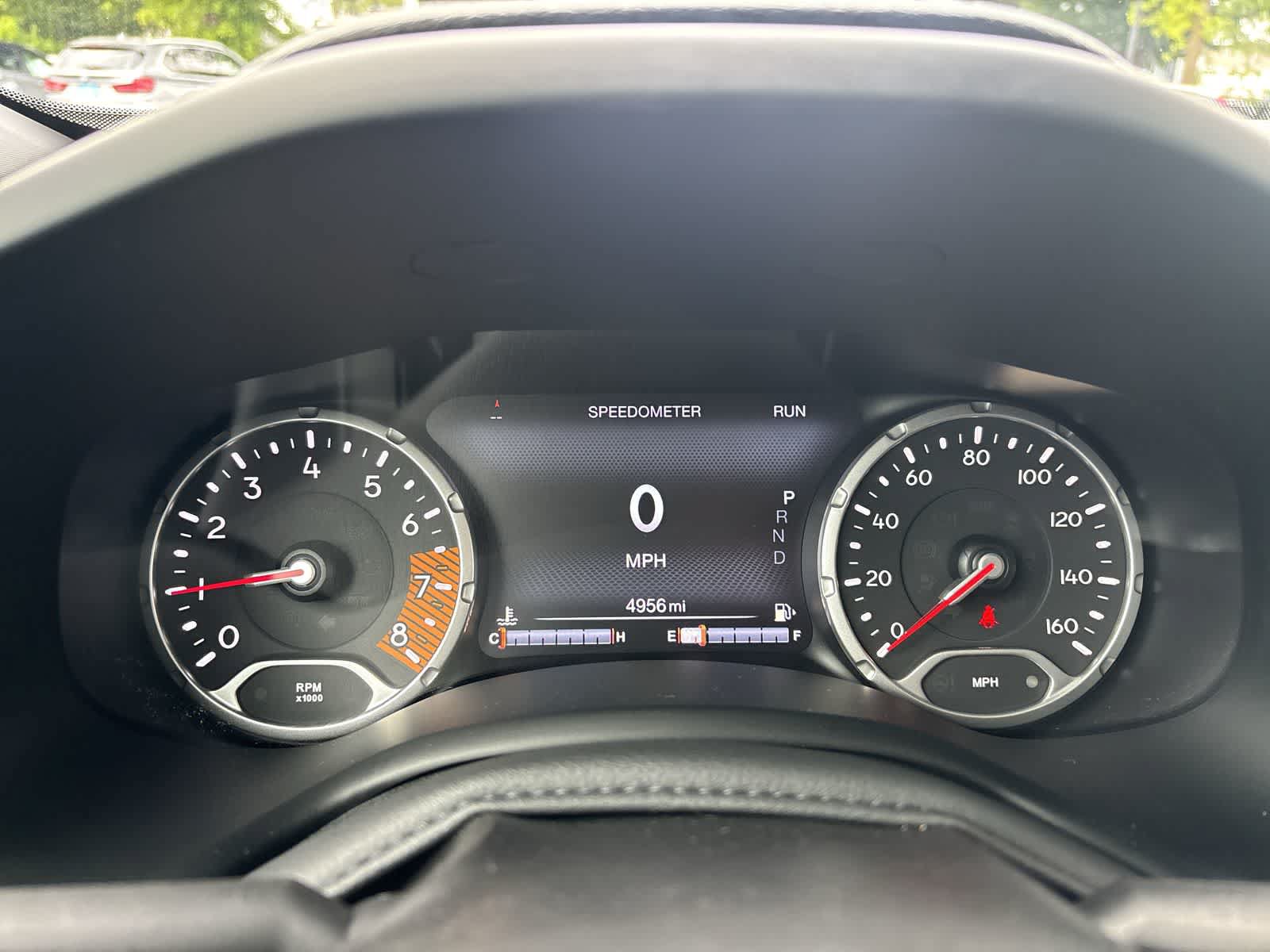 Certified 2022 Jeep Renegade Latitude w/ Convenience Group AWD/4WD image 13