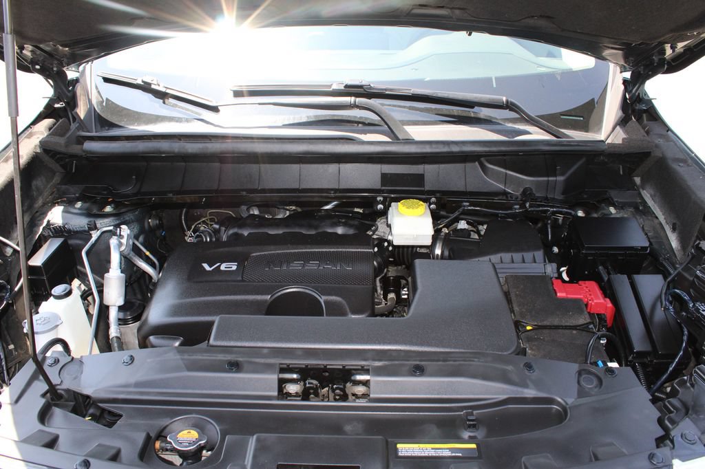 Used 2022 Nissan Pathfinder SL AWD/4WD image 34