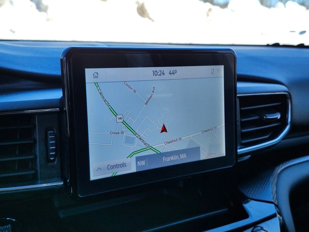 Certified 2022 Ford Explorer ST-Line w/ Class IV Trailer Tow Package image 23